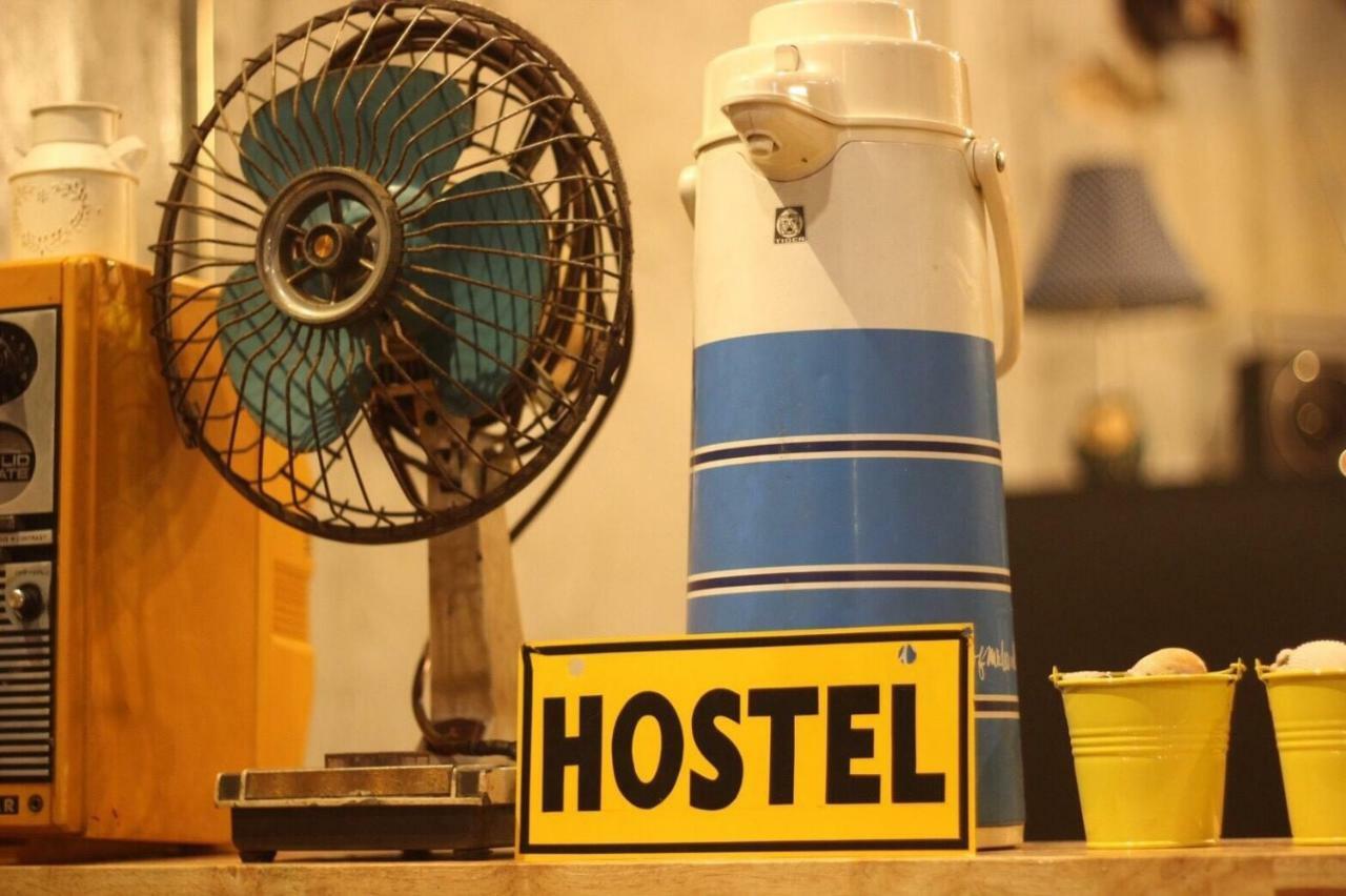 Ok Chic Phuket Hostel Esterno foto