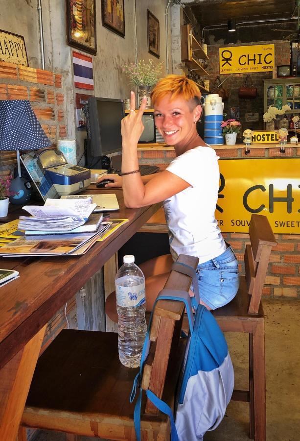 Ok Chic Phuket Hostel Esterno foto