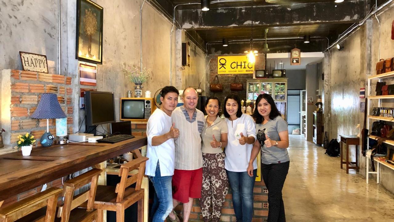 Ok Chic Phuket Hostel Esterno foto